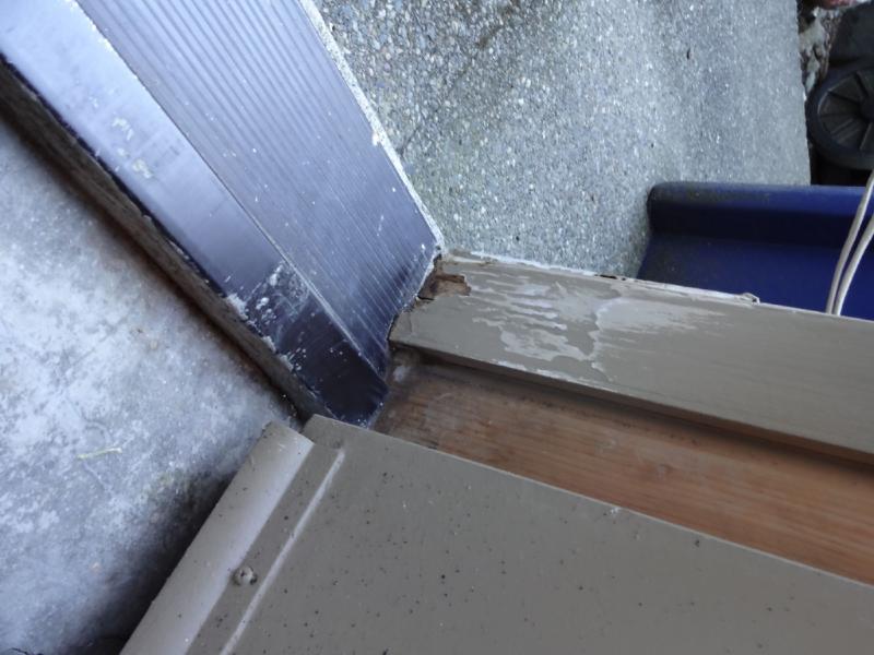 An image of Sacramento garage door frame repair